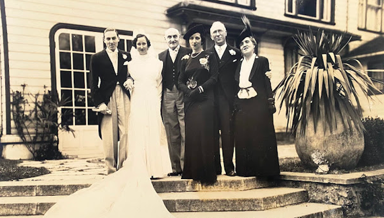 Photo ancienne de la famille Weill lors d'un mariage